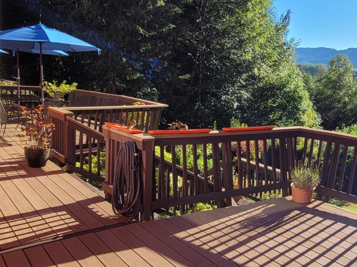 Misty Valley Inn Forks Exterior foto